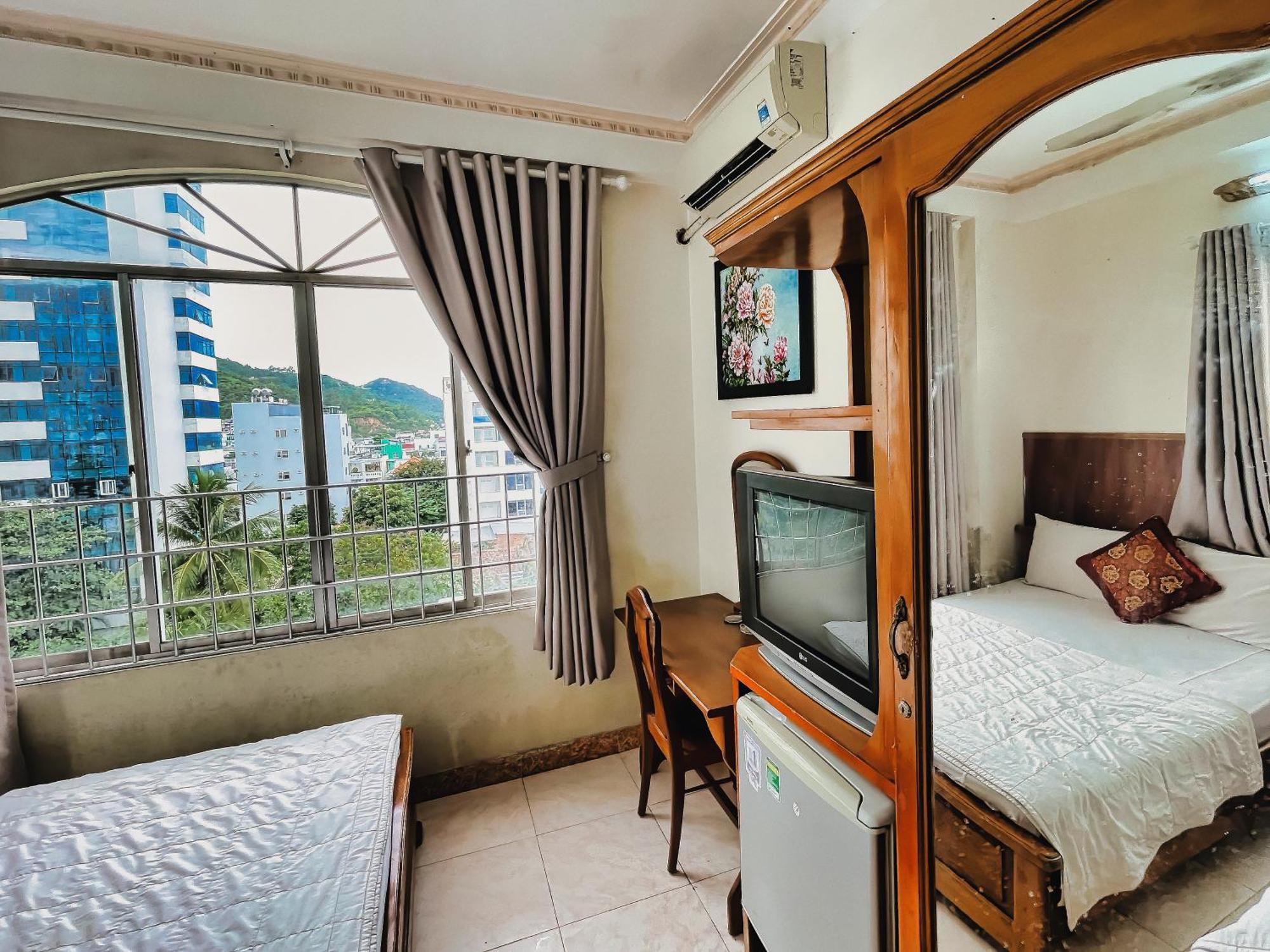 Quang Vinh 2 Hotel Nha Trang Zewnętrze zdjęcie